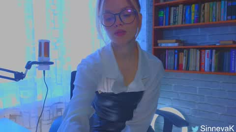 Snapshot of eva_sinn chatting on 23, 2, 2025 Hi there i am Eva and i wish create a nice community with you so join my Ticket Show for more pleasure online show from 23, 2, 2025