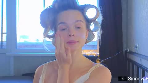 Snapshot of eva_sinn chatting on 29, 9, 2025 Hi there i am Eva and i wish create a nice community with you so join my Ticket Show for more pleasure online show from 29, 9, 2025