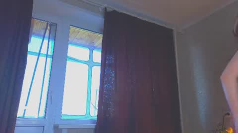 Snapshot of eva_sinn chatting on 18, 6, 2026 Hi there i am Eva and i wish create a nice community with you so join my Ticket Show for more pleasure online show from 18, 6, 2026