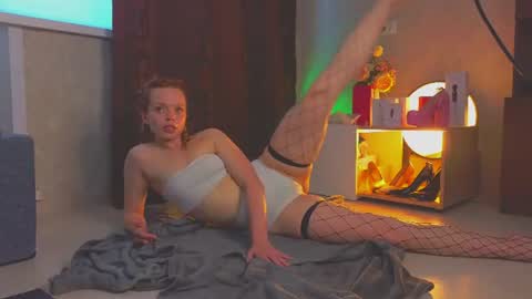 Snapshot of eva_sinn chatting on 24, 6, 2026 Hi there i am Eva and i wish create a nice community with you so join my Ticket Show for more pleasure online show from 24, 6, 2026