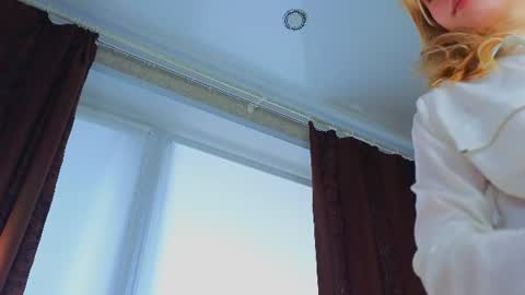 Snapshot of eva_sinn chatting on 1, 8, 2026 Hi there i am Eva and i wish create a nice community with you so join my Ticket Show for more pleasure online show from 1, 8, 2026