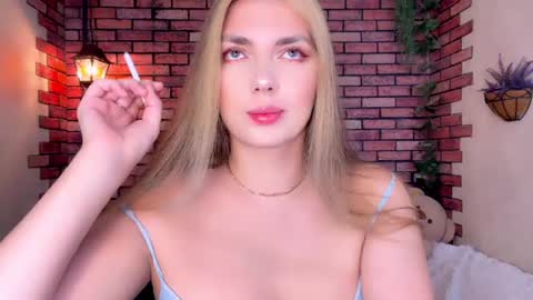 Snapshot of eva_starxxxxx chatting on 4, 8, 2026 Eva online show from 4, 8, 2026