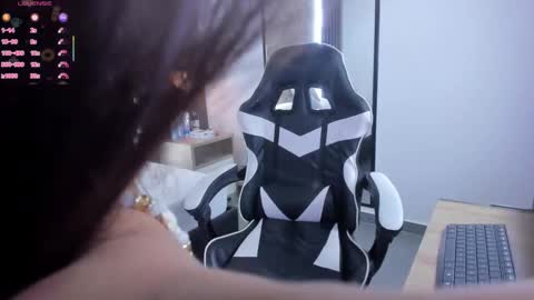 Snapshot of eva_swan_ chatting on 24, 2, 2026 E V A online show from 24, 2, 2026