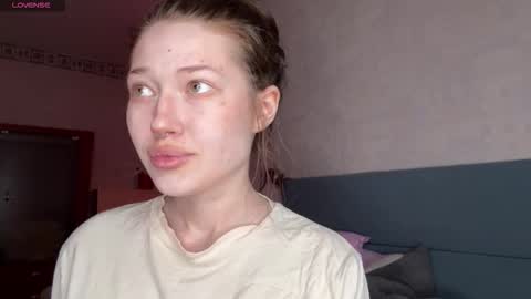 eva varnerr online show from 25, 3, 2026