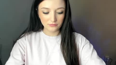 Snapshot of evaamillerr chatting on 19, 2, 2025 Eva online show from 19, 2, 2025