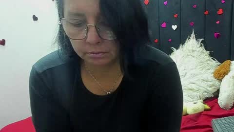 Snapshot of evaaross chatting on 29, 5, 2026 Eva online show from 29, 5, 2026