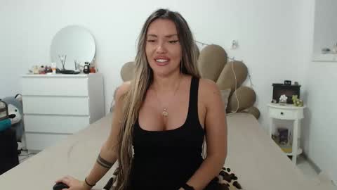 EvaBomb online show from 21, 9, 2025
