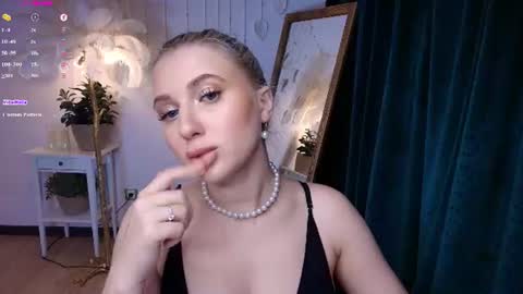 Snapshot of evacadooo chatting on 9, 6, 2026 Eva online show from 9, 6, 2026