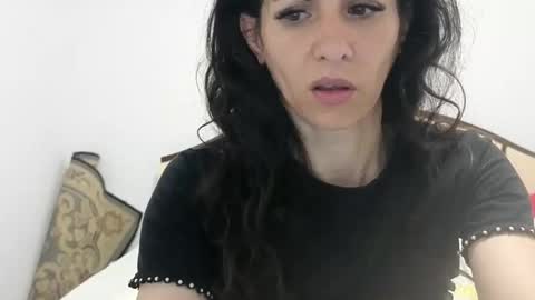 Snapshot of evacrisxxx chatting on 6, 6, 2026 hornycrissyyourlove online show from 6, 6, 2026