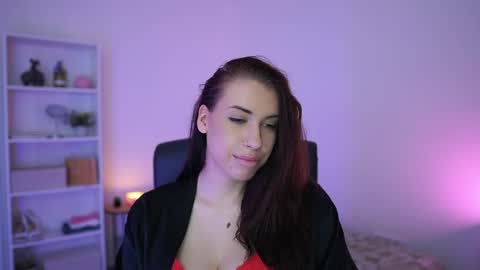 EvaGomess online show from 9, 6, 2026
