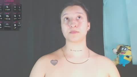 Snapshot of evah_lee chatting on 7, 7, 2026 Evah Lee online show from 7, 7, 2026