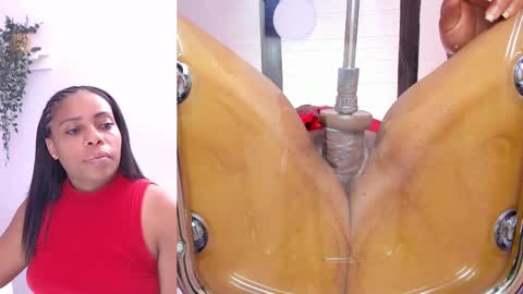 Snapshot of evahalston chatting on 12, 2, 2025 evahalston online show from 12, 2, 2025