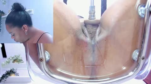 Snapshot of evahalston chatting on 1, 10, 2025 evahalston online show from 1, 10, 2025