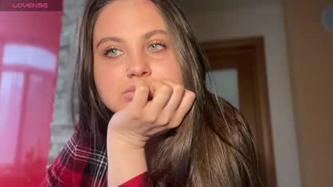 EvaHazard online show from 2, 3, 2025