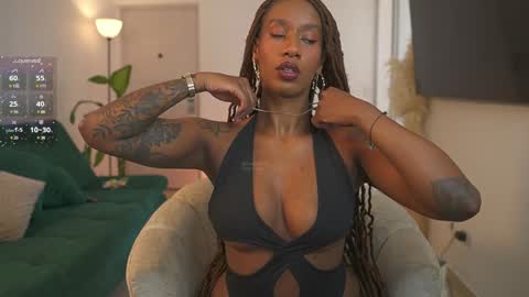 evajacksss_ online show from 19, 1, 2025