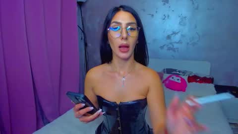 Eva online show from 2, 11, 2025