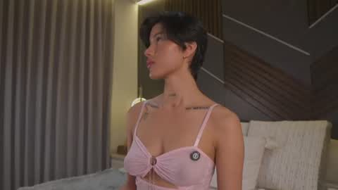 Snapshot of evamorettii chatting on 24, 7, 2026 Eva Moretti online show from 24, 7, 2026