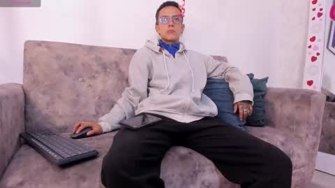 Evan Smitt online show from 19, 2, 2025