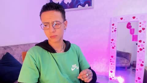 Evan Smitt online show from 1, 3, 2025