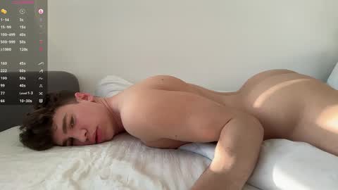 evan_white_ online show from 6, 4, 2026