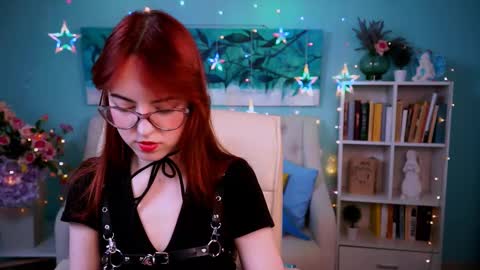 Eva  online show from 30, 12, 2024