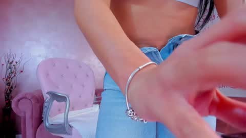 Snapshot of evanew_ chatting on 19, 1, 2025 Eva online show from 19, 1, 2025