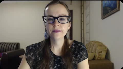Snapshot of evangeline06 chatting on 7, 2, 2025 YourMistress online show from 7, 2, 2025