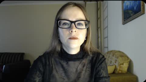 Snapshot of evangeline06 chatting on 11, 2, 2025 YourMistress online show from 11, 2, 2025