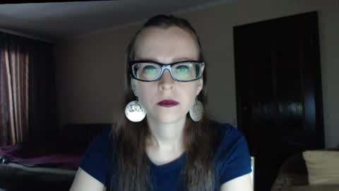 Snapshot of evangeline06 chatting on 1, 6, 2026 YourMistress online show from 1, 6, 2026