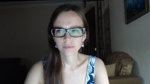 Snapshot of evangeline06 chatting on 17, 6, 2026 YourMistress online show from 17, 6, 2026