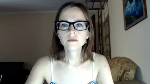 Snapshot of evangeline06 chatting on 22, 7, 2026 YourMistress online show from 22, 7, 2026