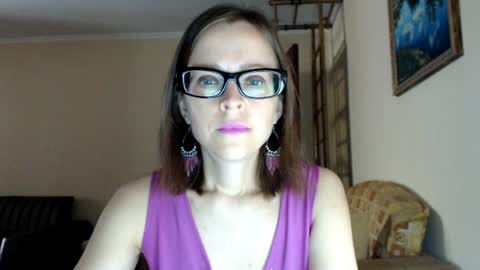 Snapshot of evangeline06 chatting on 26, 7, 2026 YourMistress online show from 26, 7, 2026