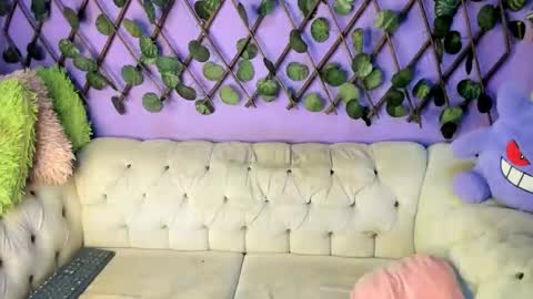 Snapshot of evangely15_ chatting on 4, 10, 2025 evangely15_ online show from 4, 10, 2025