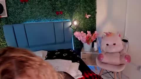  Evangelyne  online show from 11, 2, 2026