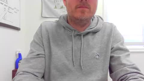 Snapshot of evans008 chatting on 22, 4, 2026 EvanS online show from 22, 4, 2026