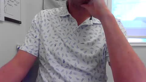 Snapshot of evans008 chatting on 11, 6, 2026 EvanS online show from 11, 6, 2026