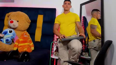   online show from 17, 10, 2025