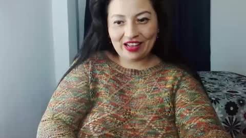 Snapshot of evansvictoria chatting on 4, 3, 2025 Victoria online show from 4, 3, 2025