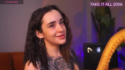 Snapshot of evarabbit chatting on 4, 5, 2026 Eva online show from 4, 5, 2026