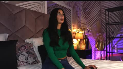 EvaRhea online show from 31, 3, 2026