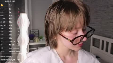 Eva online show from 10, 4, 2026