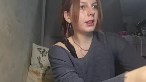 Snapshot of evashinee_ chatting on 30, 6, 2026 evashinee_ online show from 30, 6, 2026