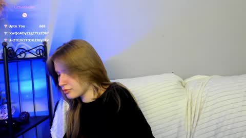 Snapshot of evastevs chatting on 6, 1, 2025 Eva online show from 6, 1, 2025