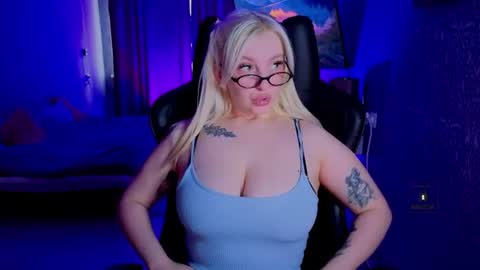 Snapshot of evavibe chatting on 13, 6, 2026 evavibe online show from 13, 6, 2026