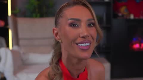 Snapshot of evelyn_evyy chatting on 26, 4, 2026 Evelyn online show from 26, 4, 2026