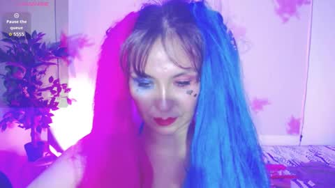 Snapshot of evelyn_mature19 chatting on 5, 10, 2025 Juliana online show from 5, 10, 2025