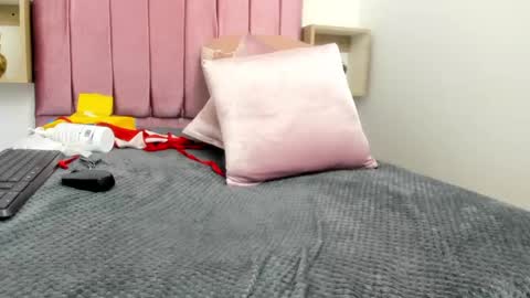 evelyn_morgan1 online show from 18, 1, 2025