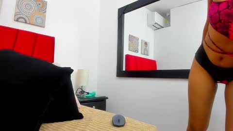 evelyn_morgan1 online show from 8, 2, 2025