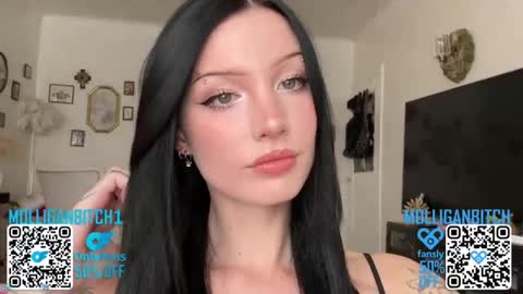 Evelyn online show from 8, 4, 2026