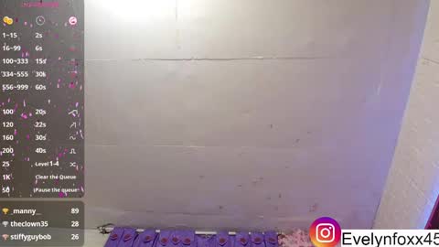Snapshot of evelynfox_xx chatting on 27, 2, 2025 evelyn Foxx new account online show from 27, 2, 2025